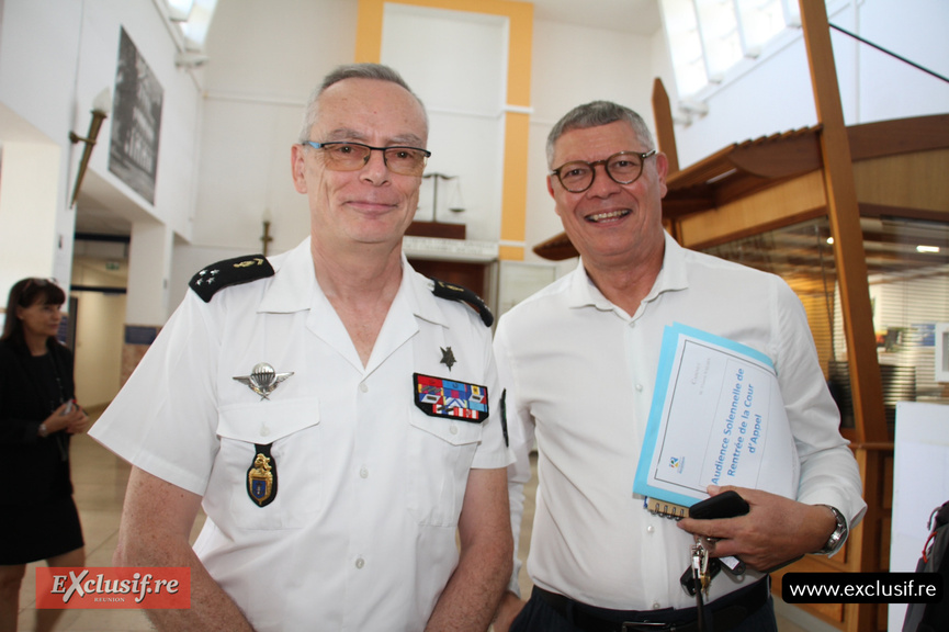 Général Pierre Poty, Commandant de la Gendarmerie Outre-mer, et le représentant de la Région Réunion