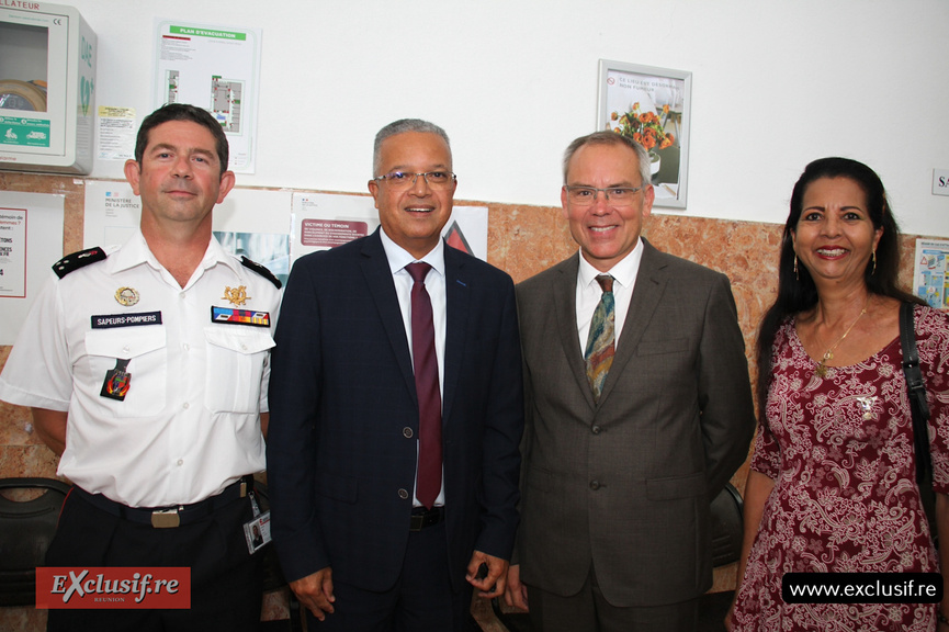 Bertrand Vidot, directeur du SDIS La Réunion, Cyrille Melchior, président du Département, Serge Hoarau, président de l’association des maires de La Réunion, et la présidente du Conseil des Prud'hommes de Saint-Denis