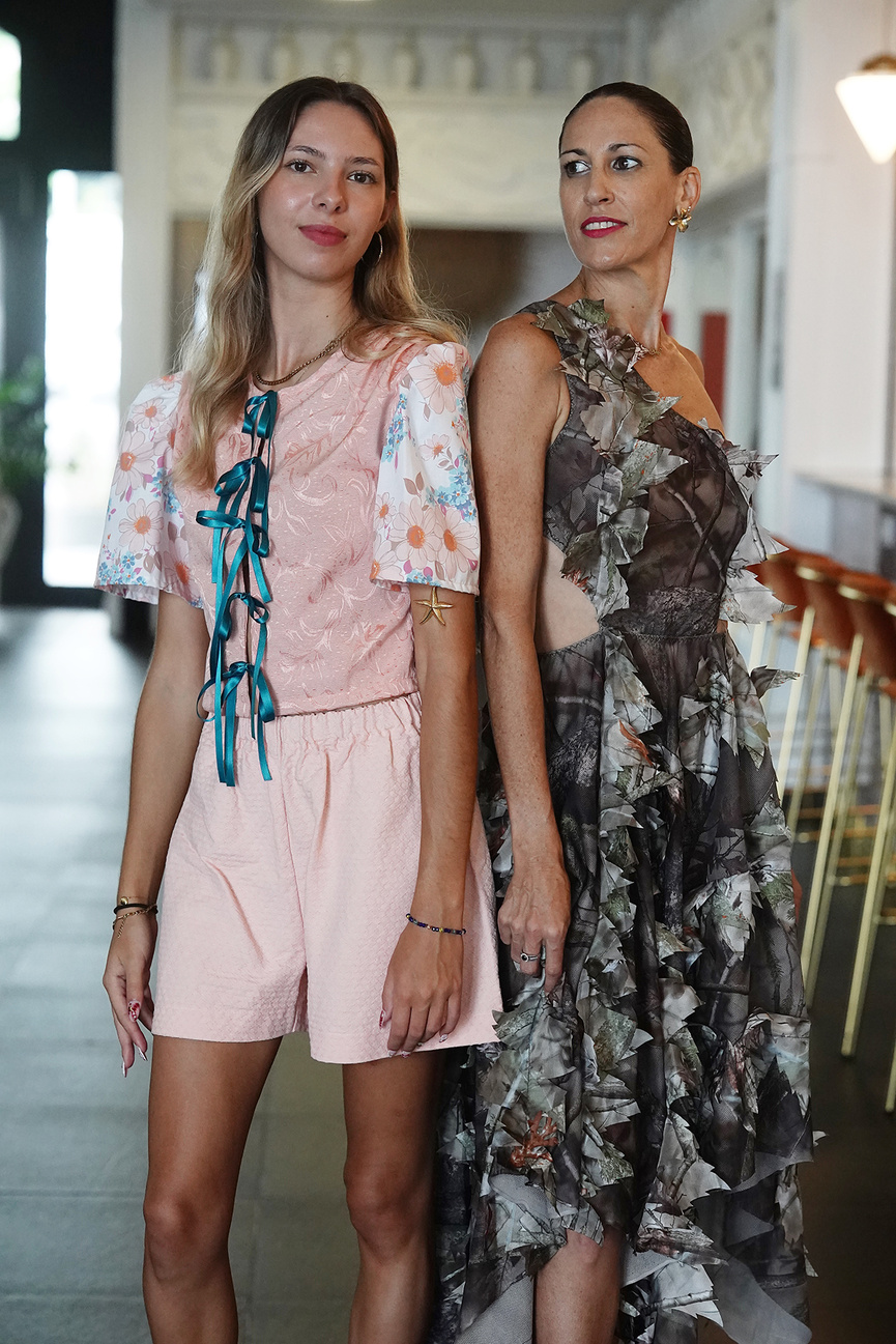 Liséane et Angie Liséane et Angie