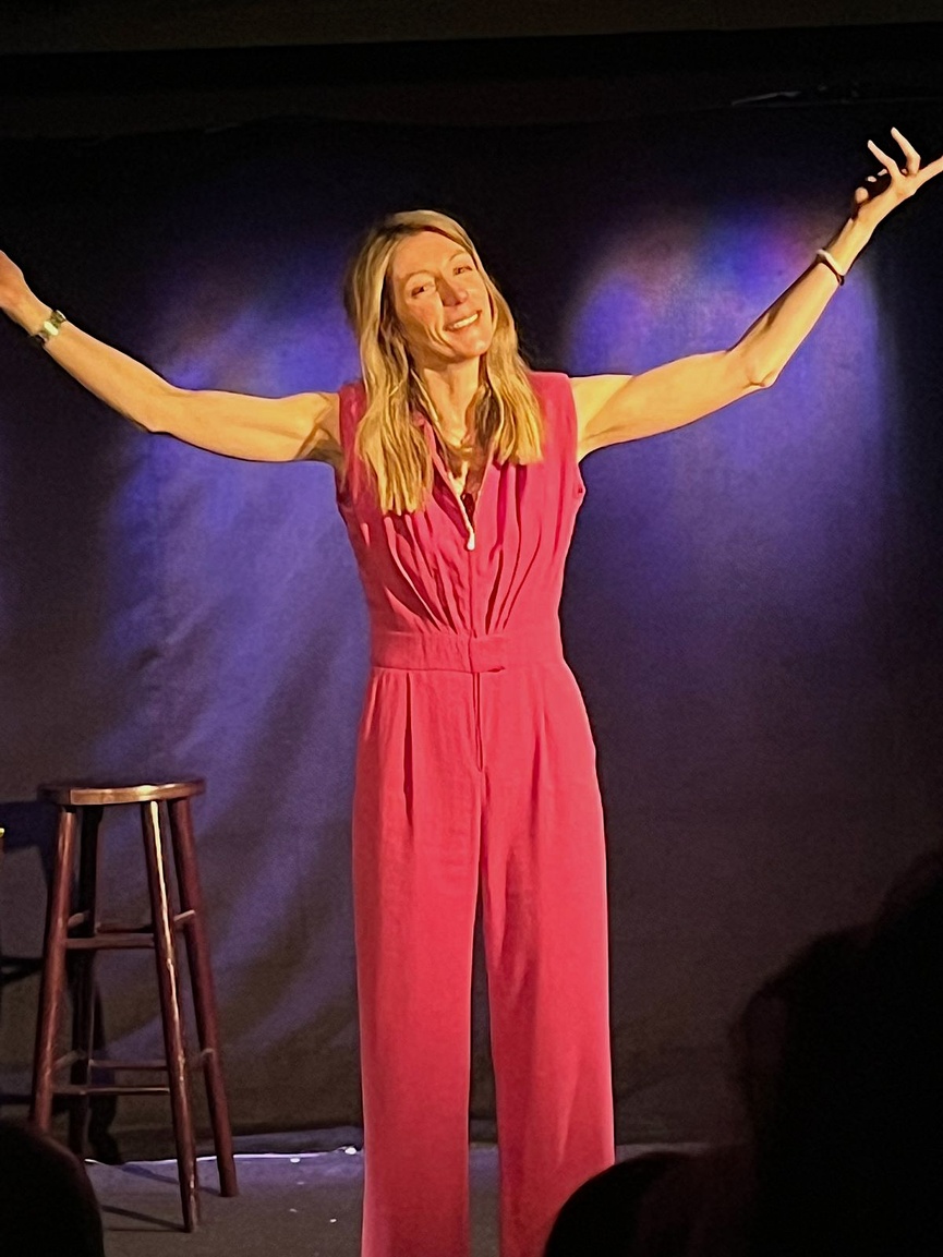 Avec les mots et les gestes aussi...