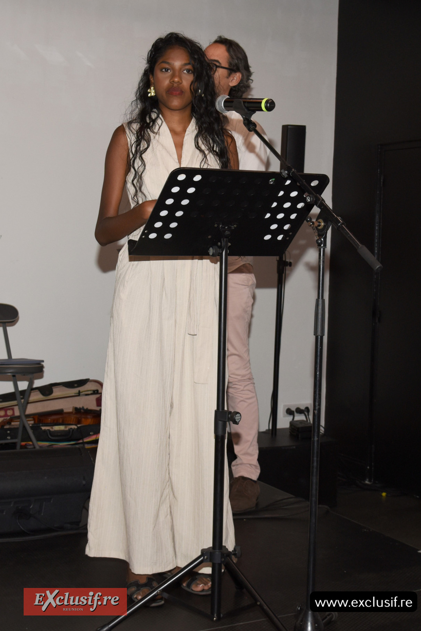 Cécile Crayer, lauréate du concours Eloquence de la CCEE, a récité un poème en créole de sa composition