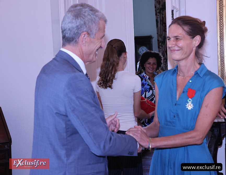 Violaine Dulau, docteur en écologie marine, directrice de Globice, a reçu la médaille de chevalier de la Légion d'Honneur