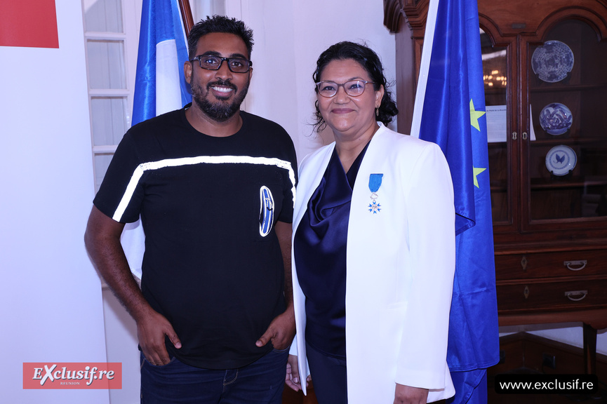 Cérémonie de remise collective d'ordres nationaux à la Préfecture: photos