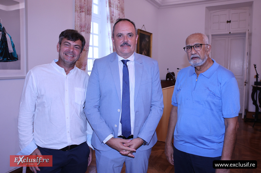 Cérémonie de remise collective d'ordres nationaux à la Préfecture: photos Cérémonie de remise collective d'ordres nationaux à la Préfecture: photos