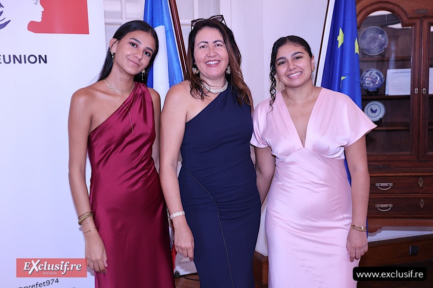 Cérémonie de remise collective d'ordres nationaux à la Préfecture: photos Cérémonie de remise collective d'ordres nationaux à la Préfecture: photos