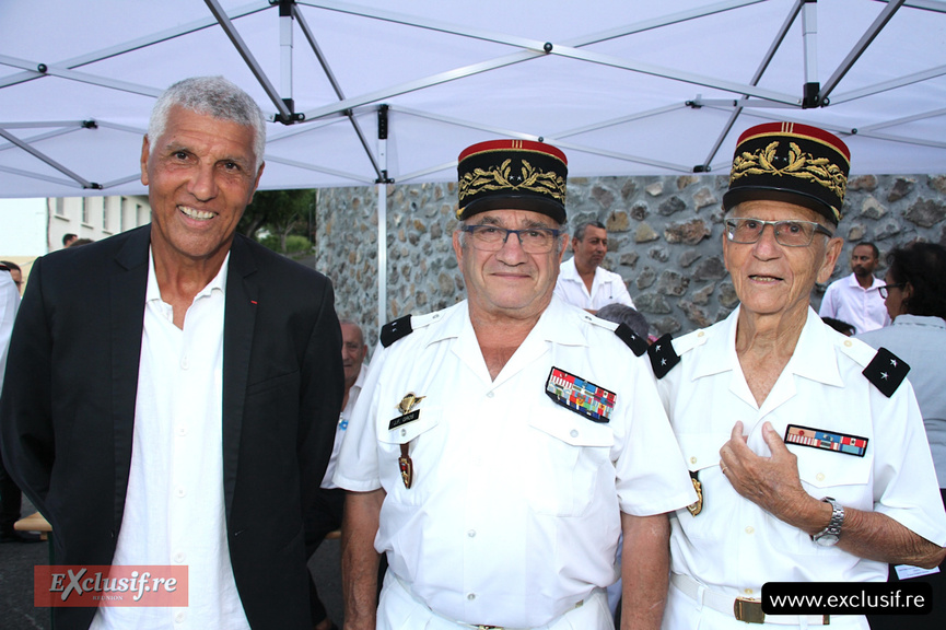 Jean-Louis Prianon, Général Jean-François Gros, et Général Yvon Lucas, deux généraux à la retraite Jean-Louis Prianon, Général Jean-François Gros, et Général Yvon Lucas, deux généraux à la retraite