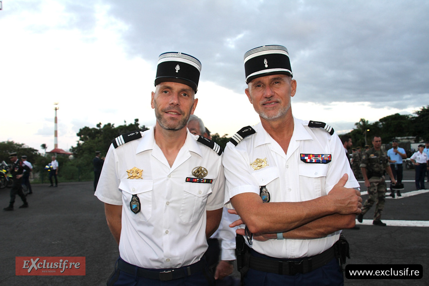 Gendarmerie Nationale de La Réunion: cérémonie d'hommage aux héros décédés Gendarmerie Nationale de La Réunion: cérémonie d'hommage aux héros décédés