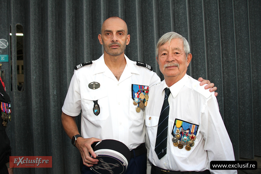 Gendarmerie Nationale de La Réunion: cérémonie d'hommage aux héros décédés Gendarmerie Nationale de La Réunion: cérémonie d'hommage aux héros décédés