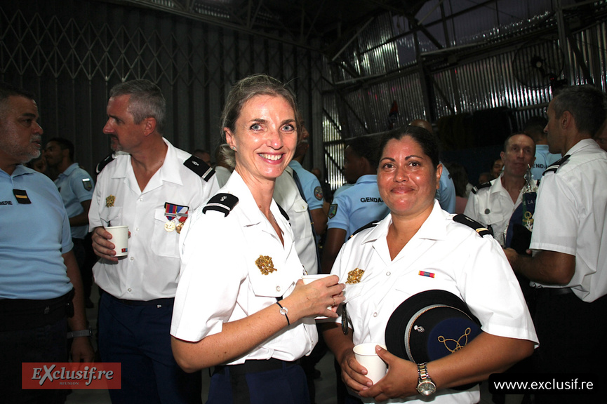 Gendarmerie Nationale de La Réunion: cérémonie d'hommage aux héros décédés Gendarmerie Nationale de La Réunion: cérémonie d'hommage aux héros décédés