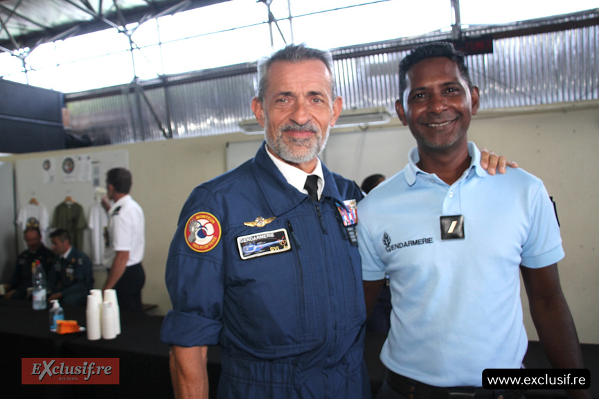 Gendarmerie Nationale de La Réunion: cérémonie d'hommage aux héros décédés Gendarmerie Nationale de La Réunion: cérémonie d'hommage aux héros décédés