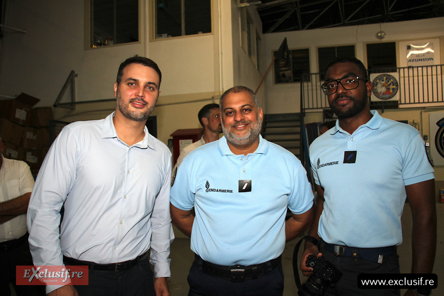 Gendarmerie Nationale de La Réunion: cérémonie d'hommage aux héros décédés Gendarmerie Nationale de La Réunion: cérémonie d'hommage aux héros décédés