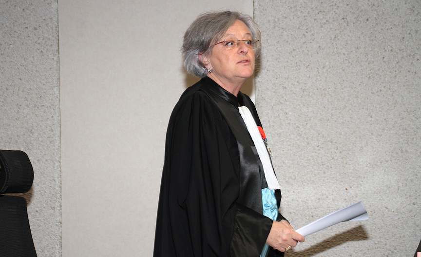 Véronique Denizot a pris dd'abord la parole