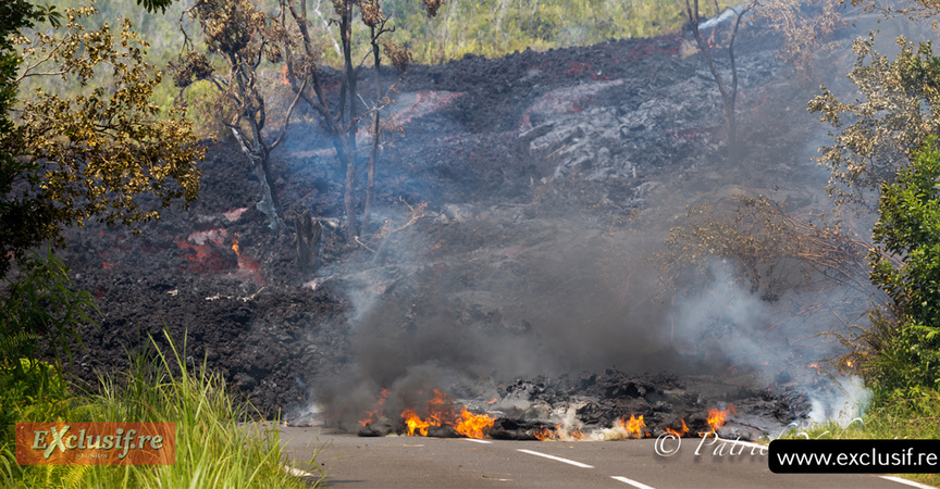 Volcan Piton de la Fournaise: toutes les photos de la traversée de la RN2 du vendredi 13 mars Volcan Piton de la Fournaise: toutes les photos de la traversée de la RN2 du vendredi 13 mars