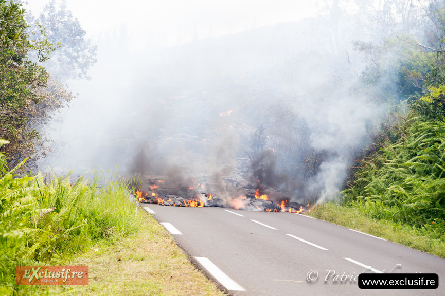 Volcan Piton de la Fournaise: toutes les photos de la traversée de la RN2 du vendredi 13 mars Volcan Piton de la Fournaise: toutes les photos de la traversée de la RN2 du vendredi 13 mars