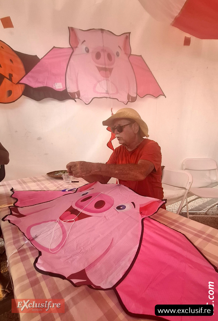 Jean-Louis Castanier, le grand manitou des cerf-volants à Saint-Pierre Jean-Louis Castanier, le grand manitou des cerf-volants à Saint-Pierre
