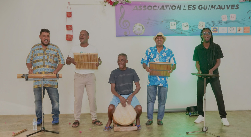 "Bal la poussière" à l'Etang-Salé avec Danyél Waro, Emmanuelle Ivara, et d'autres artistes