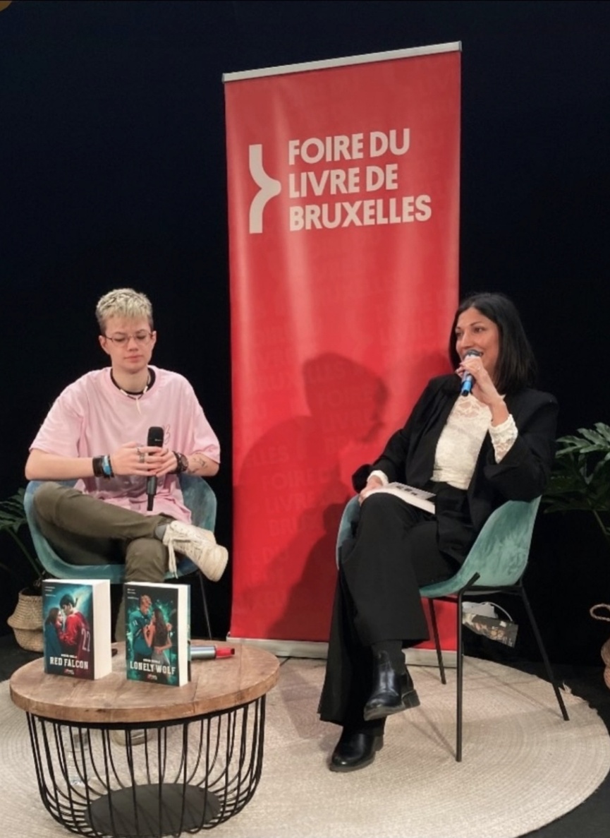 Aurore a aussi participé à la Foire du Livre de Bruxelles (Belgique) Aurore a aussi participé à la Foire du Livre de Bruxelles (Belgique)