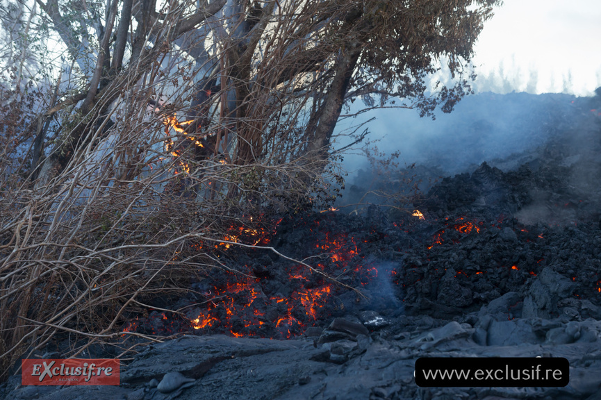 Volcan: l'éruption continue, photos