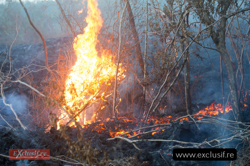 Volcan: l'éruption continue, photos
