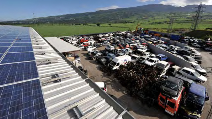 Des véhicules prêts à être recyclés