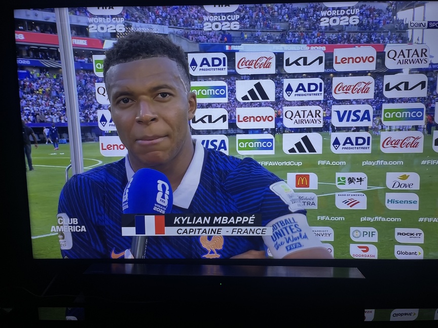 Kylian Mbappé a remis la dame à sa place (capture d'écran beIN Sports)
