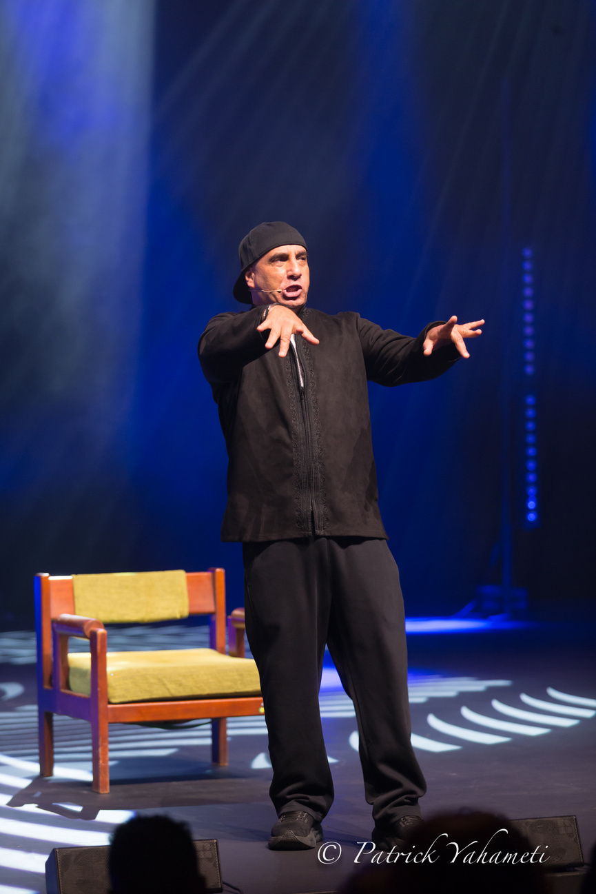 D'jal, humoriste, acteur et scénariste français, a fait le plein à La Réunion: photos