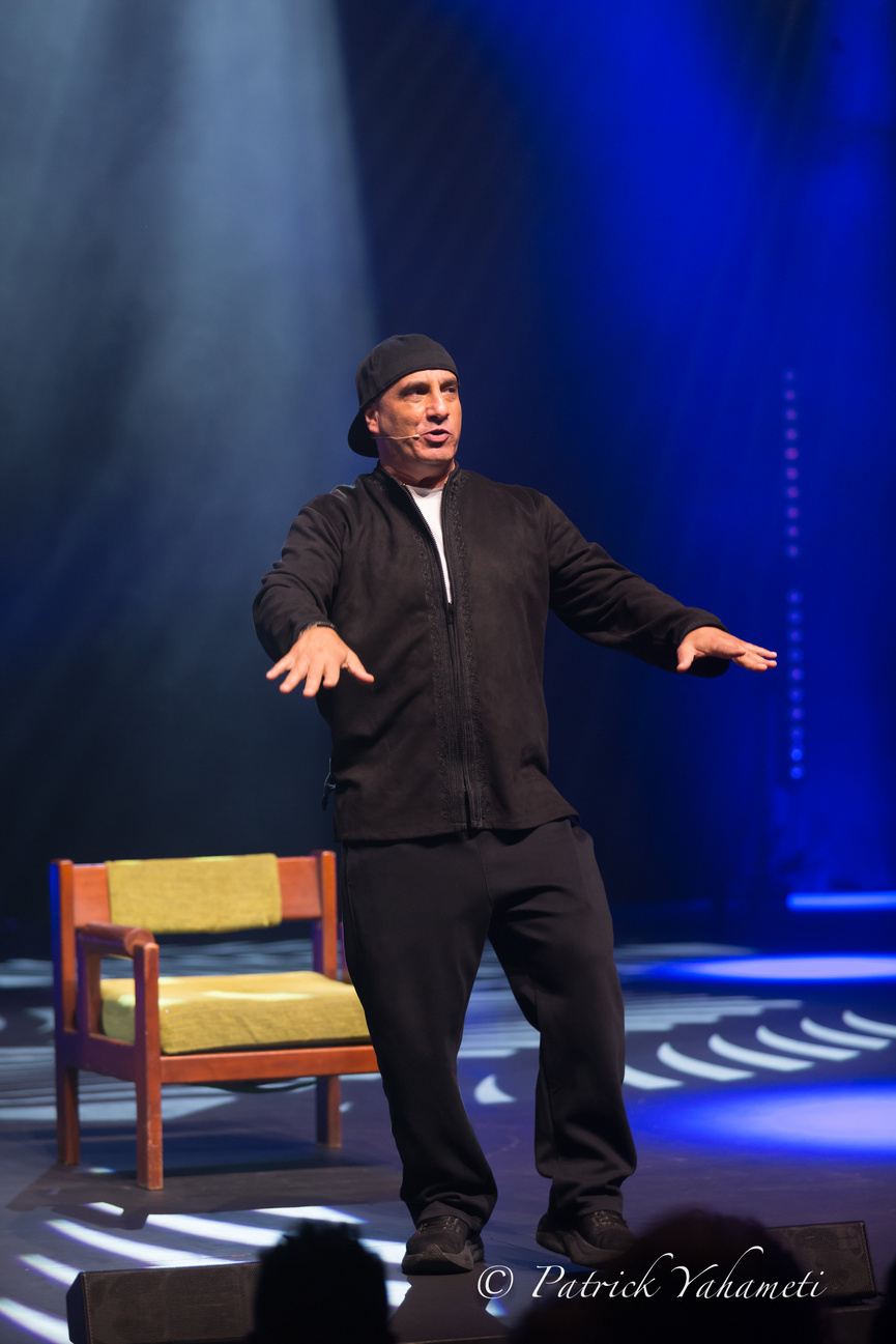 D'jal, humoriste, acteur et scénariste français, a fait le plein à La Réunion: photos D'jal, humoriste, acteur et scénariste français, a fait le plein à La Réunion: photos