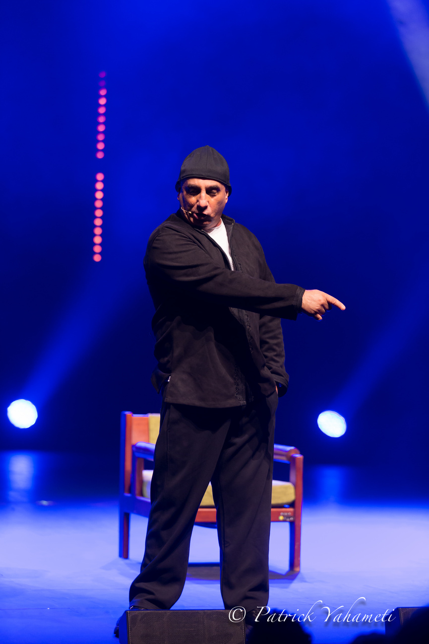 D'jal, humoriste, acteur et scénariste français, a fait le plein à La Réunion: photos