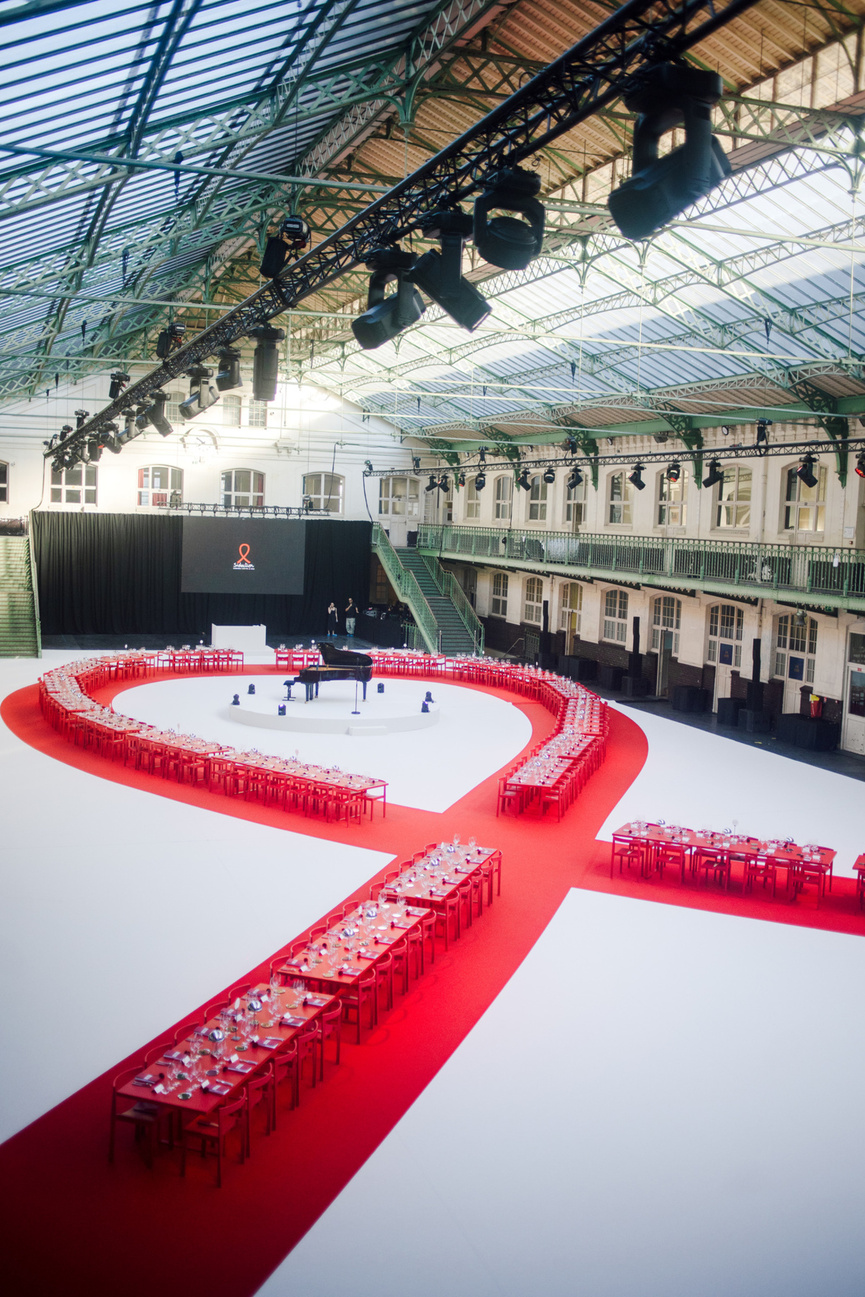 Dîner de la Mode du Sidaction avec énormément de VIP: 597 000€ récoltés Dîner de la Mode du Sidaction avec énormément de VIP: 597 000€ récoltés