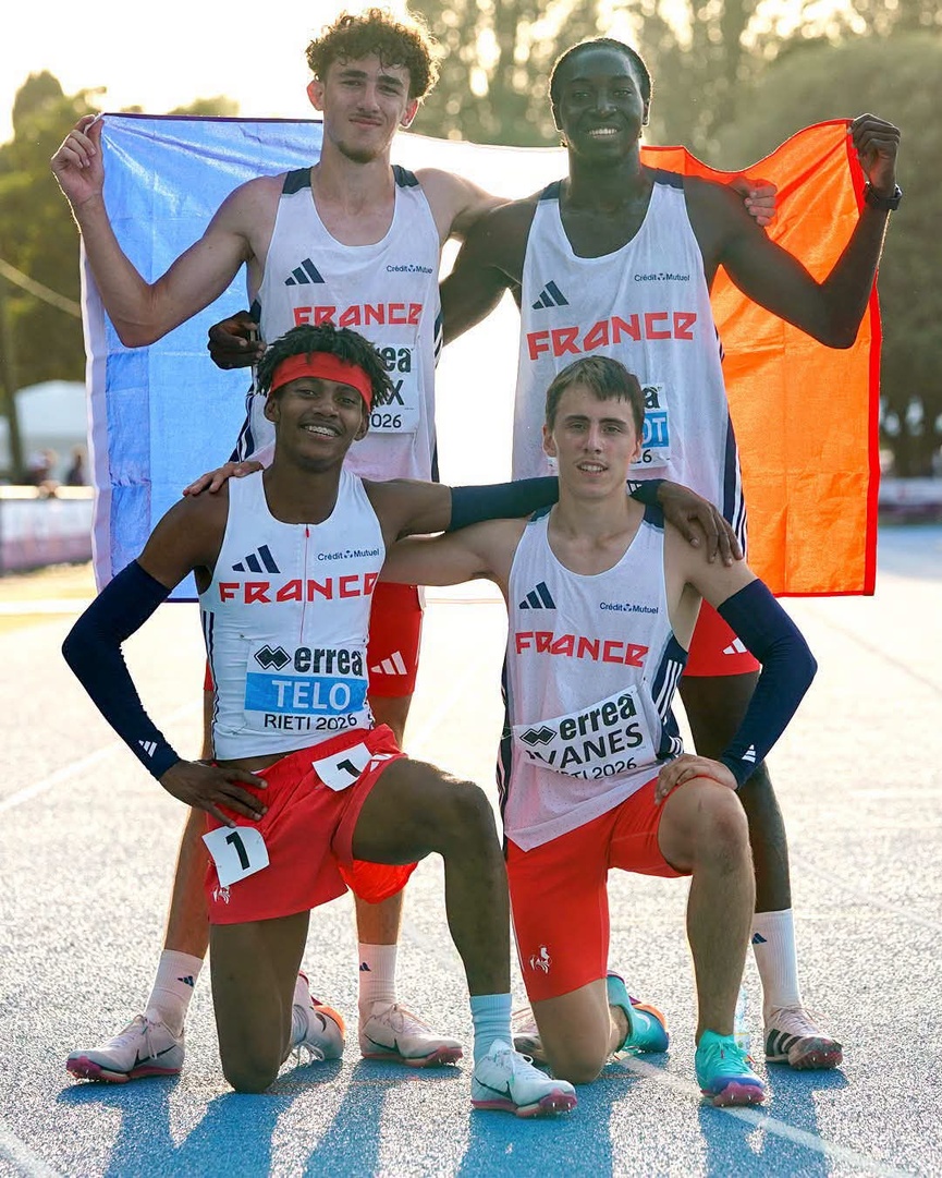 Médaillé d'argent avec l'équipe de France sur 4X100m au championnat d'Europe en Italie