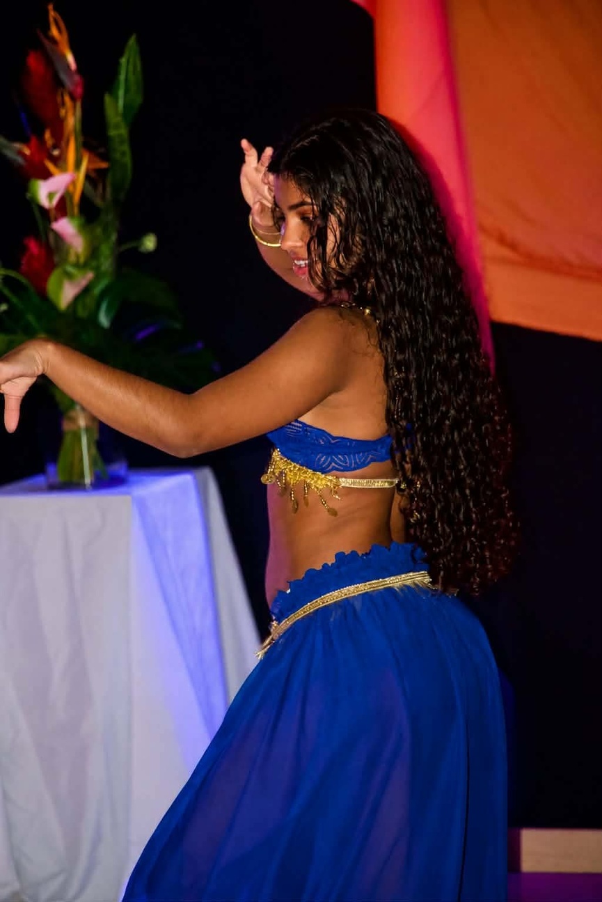 Danse orientale: spectacle de l'école de danse de Wassila Barret