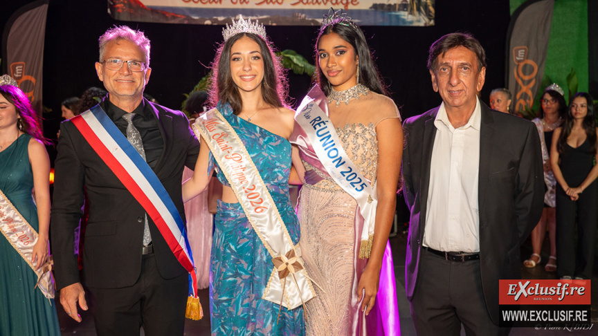 Olivier Rivière, Lola Collet, Priya Padavatan, et Aziz Patel, du Comité Miss Réunion