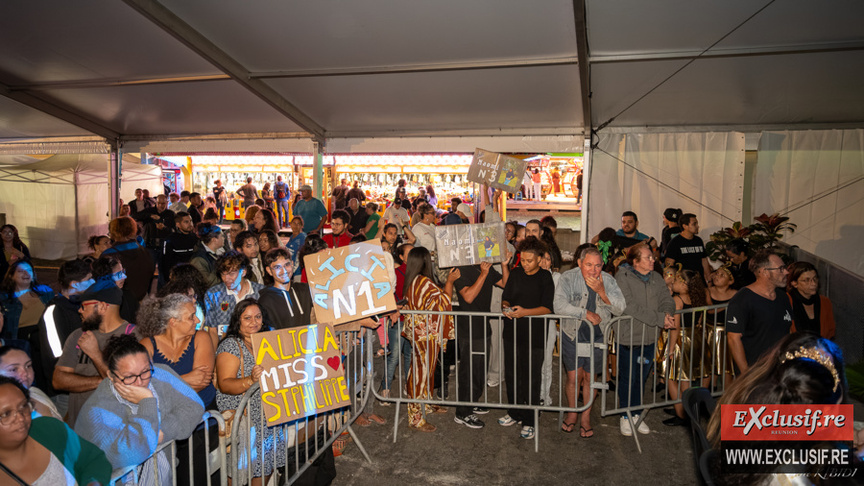 Lola Collet élue Miss Saint-Philippe 2026: toutes les photos