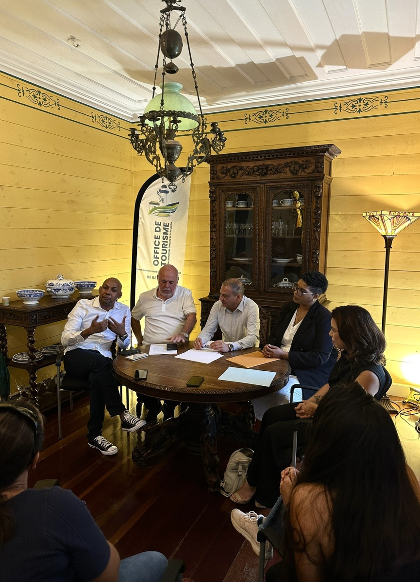Lors de la conférence de presse de présentation