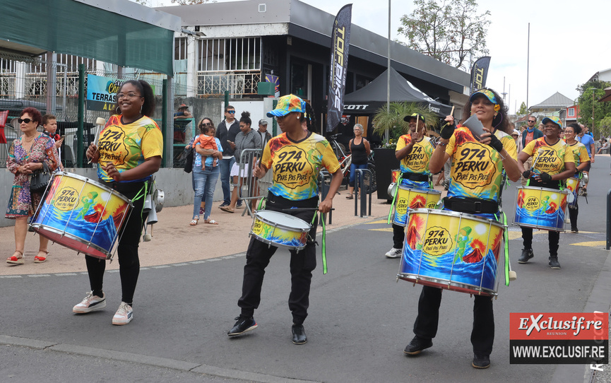 Perku 974, une troupe habituée de se produire dans la capitale de la lentille Perku 974, une troupe habituée de se produire dans la capitale de la lentille