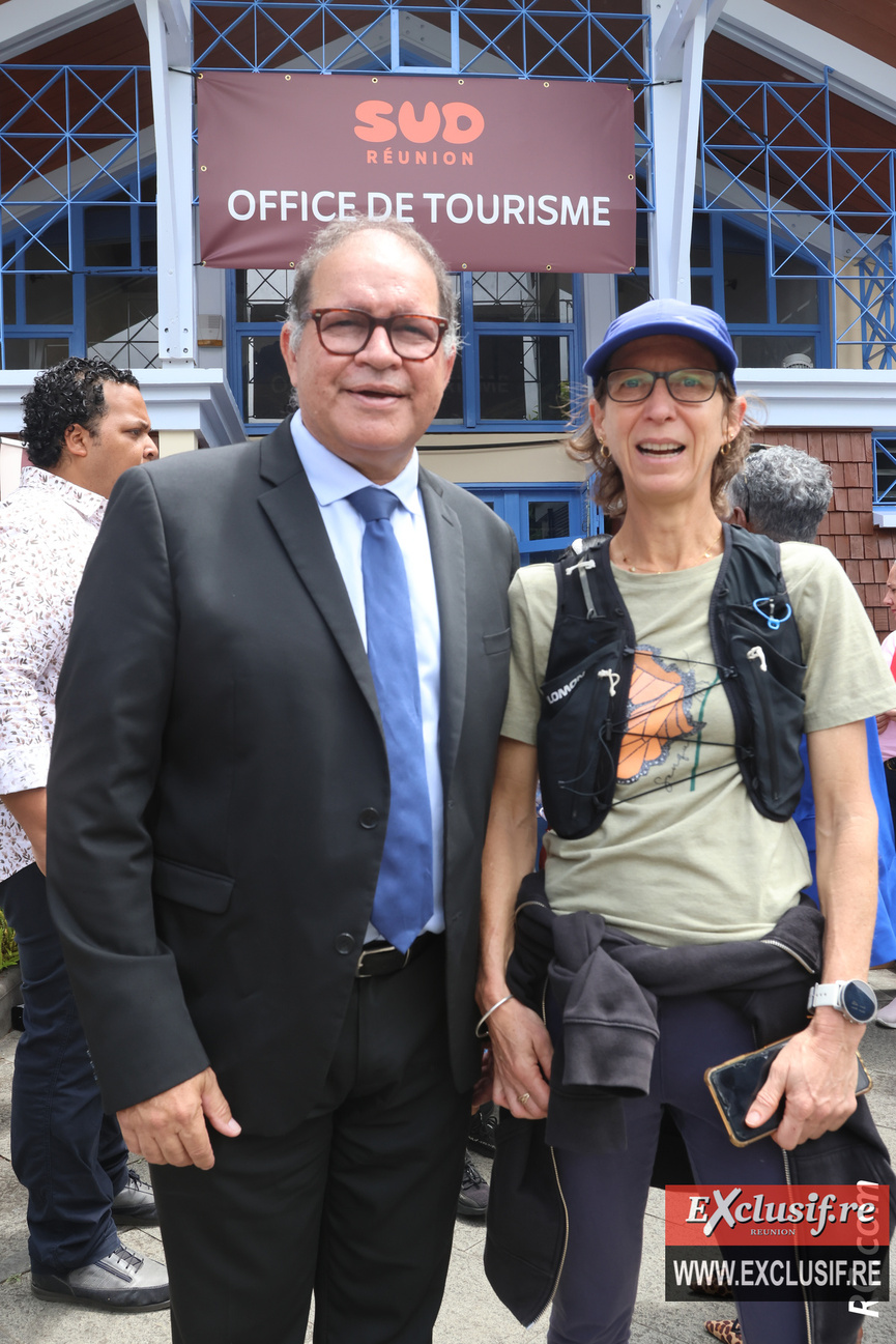 David Lorion, président de la CIVIS et Nathalie Percheron, championne de trail et habitante du cirque de Cilaos