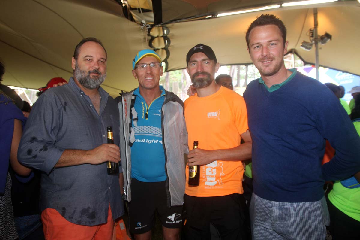 Une partie du staff: Nicolas Staub, Patrick Joudain, un membre de l’organisation, et Olivier Lagane du groupe Beachcomber Une partie du staff: Nicolas Staub, Patrick Joudain, un membre de l’organisation, et Olivier Lagane du groupe Beachcomber