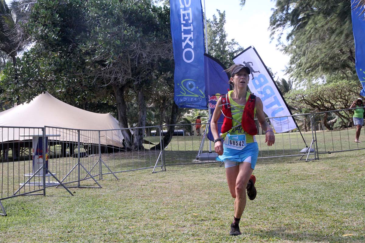 Médaille d’argent pour Nathalie Percheron du Team Cilaos Médaille d’argent pour Nathalie Percheron du Team Cilaos