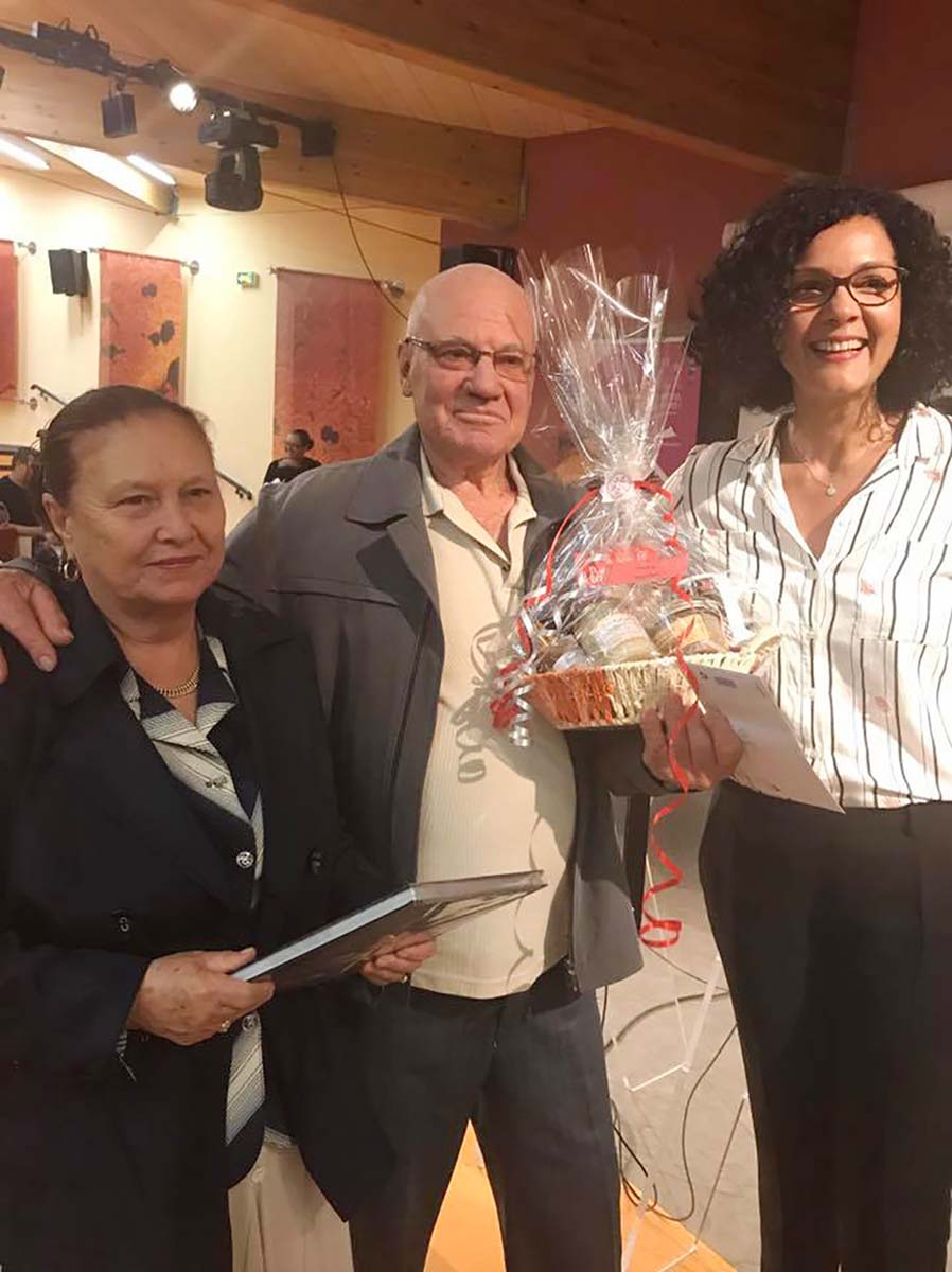 Valère Maillot, son épouse et Nathalie Bassire, députée de la Réunion