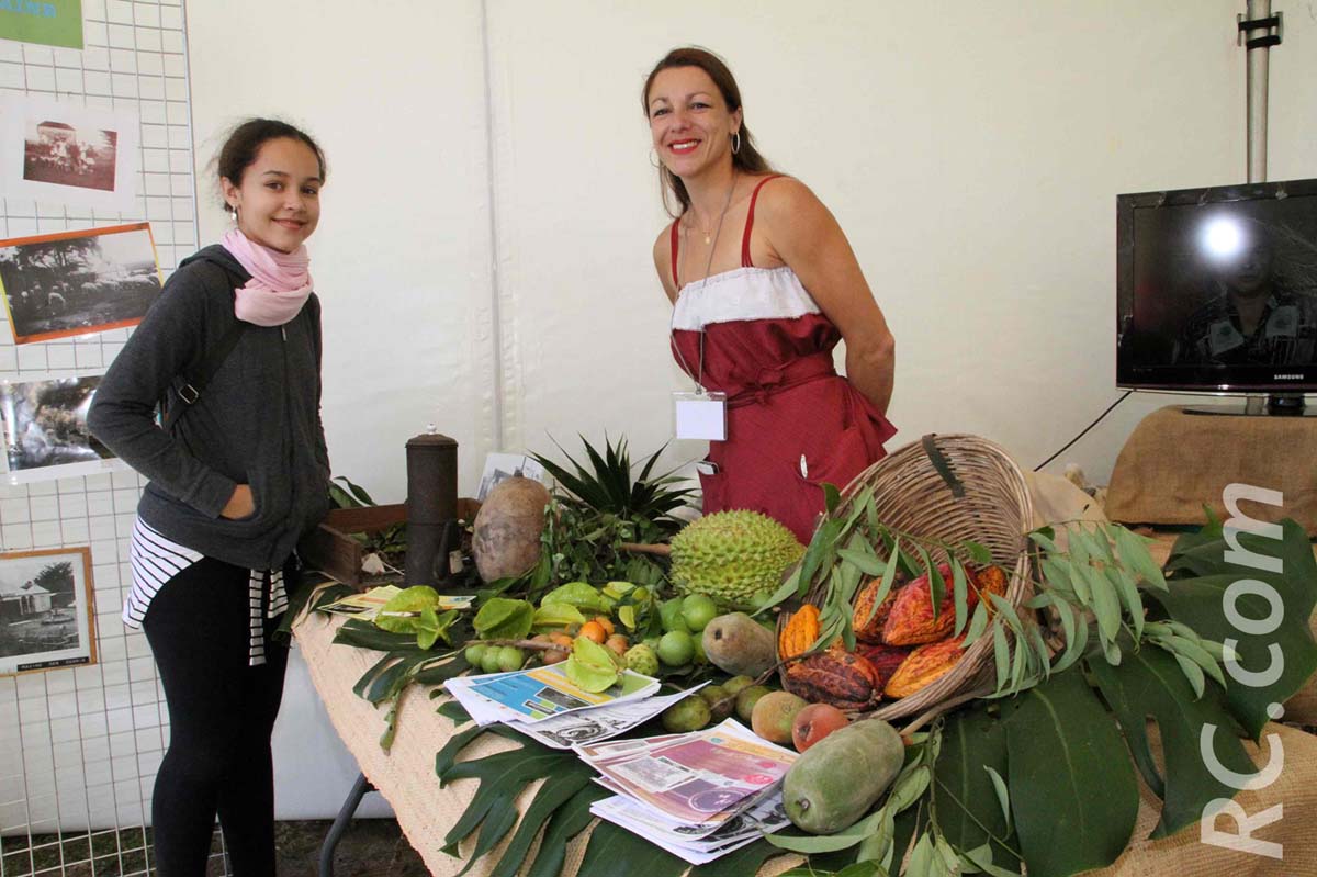 Le Vieux Domaine a profité de l'occasion pour relancer sa campagne de promotion auprès du grand public. Site internet: www.levieuxdomaine.org Le Vieux Domaine a profité de l'occasion pour relancer sa campagne de promotion auprès du grand public. Site internet: www.levieuxdomaine.org