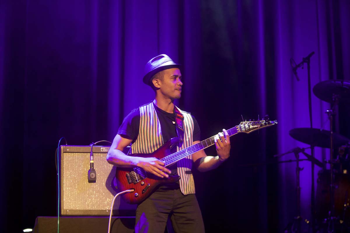 Baster et Pix'l en concert au Palaxa: les photos