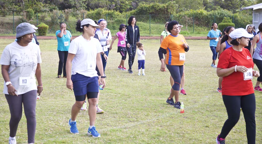 Foulées Féminines à la Plaine des Palmistes avec Azuima Issa