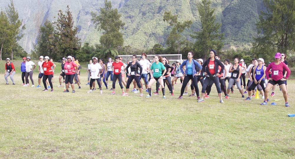 Foulées Féminines à la Plaine des Palmistes avec Azuima Issa