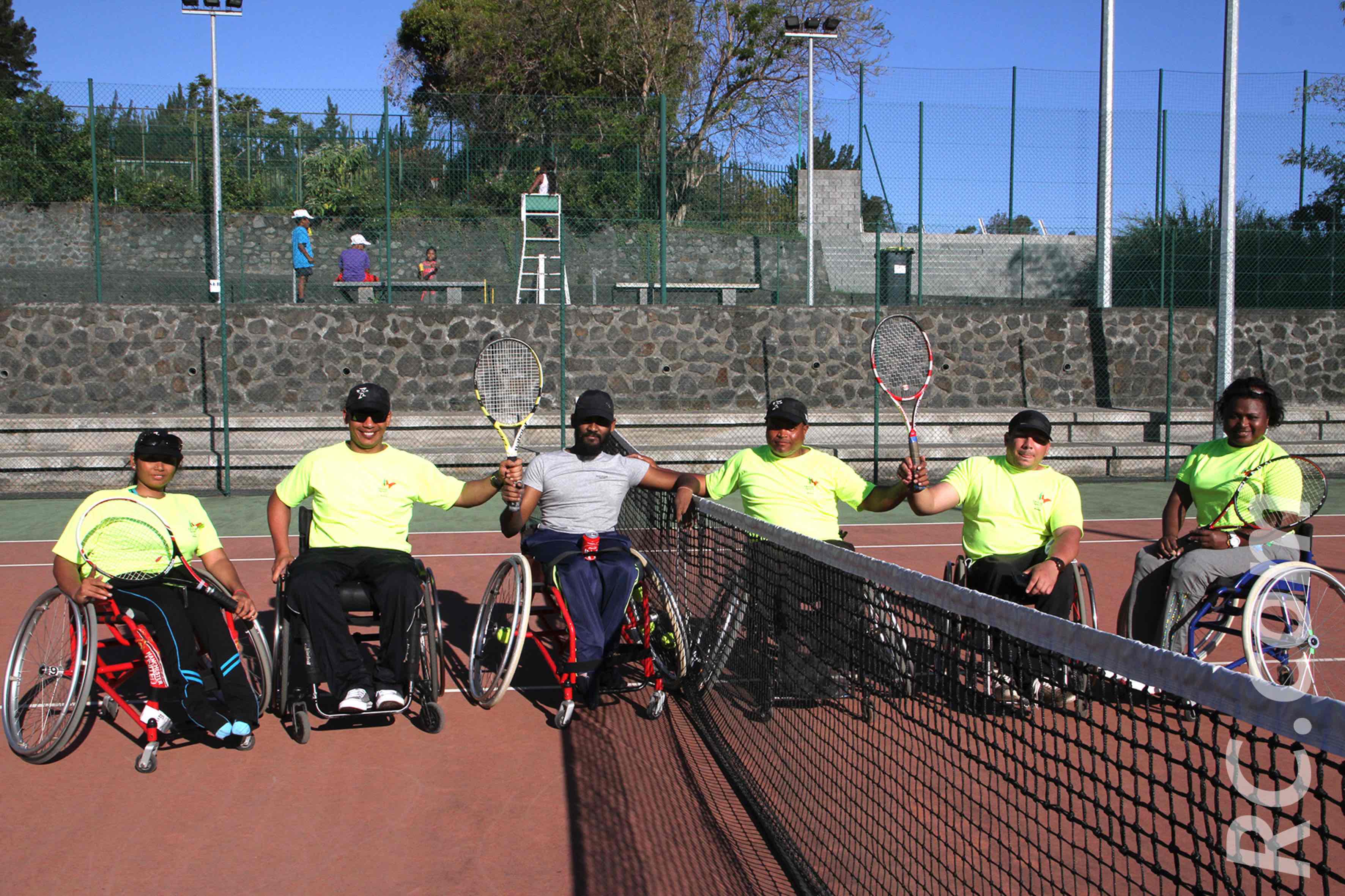 Le tennis comme on l'aime, entre cousins de Maurice et de la Réunion