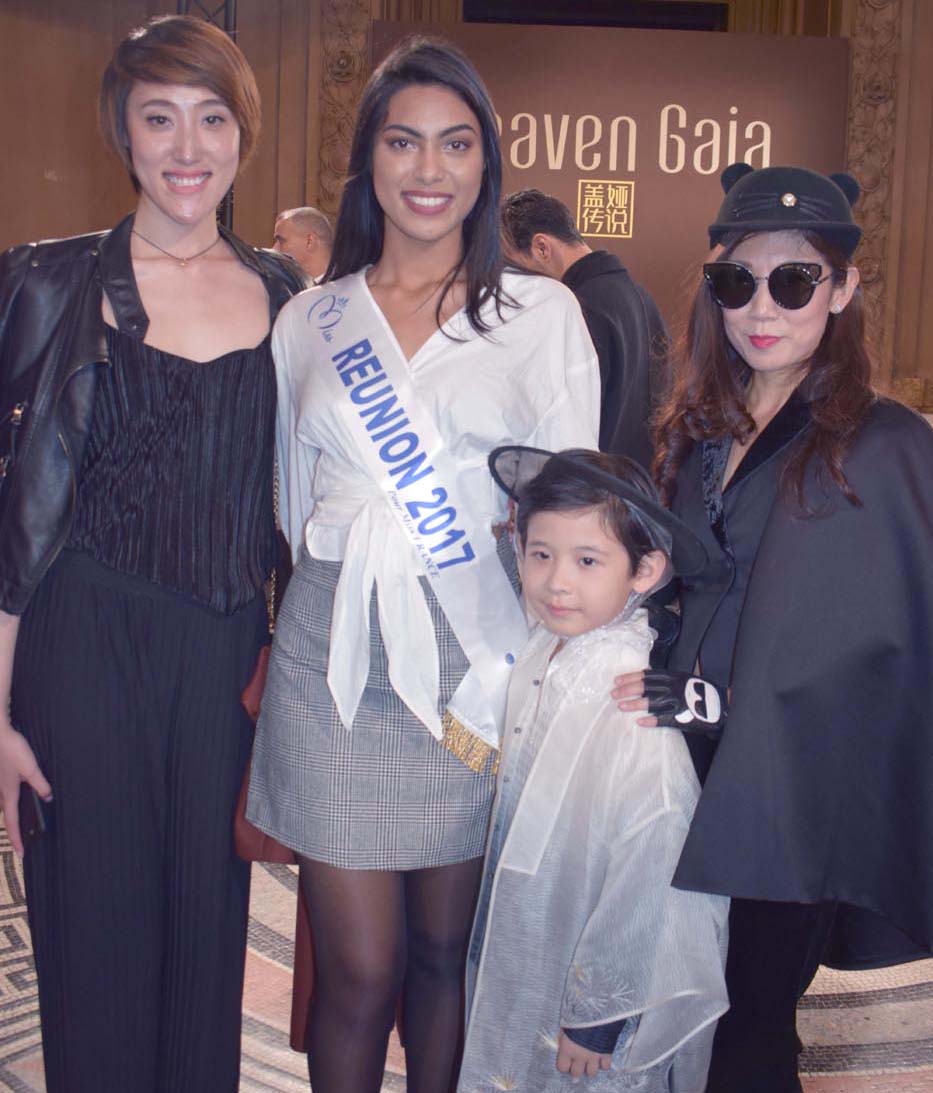 Avec des fans... Avec des fans...