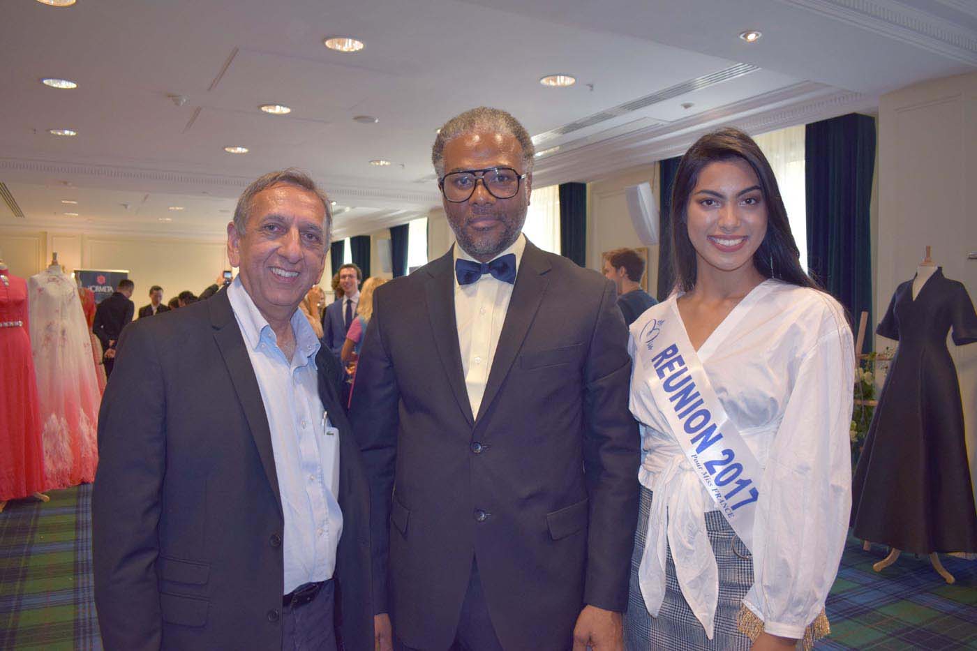Aziz Patel, délégué Miss France, Jean-Roger Siquilini, président de JS Consulting, et Audrey Chane Pao Kan, Miss Réunion 2017