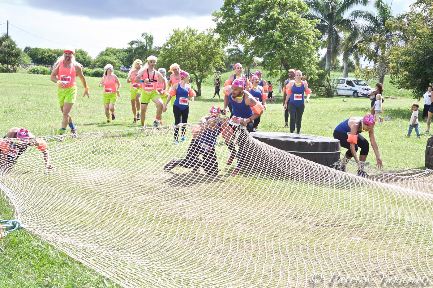 Tropica'Dingue 2017: quand les "fous" s'amusent...