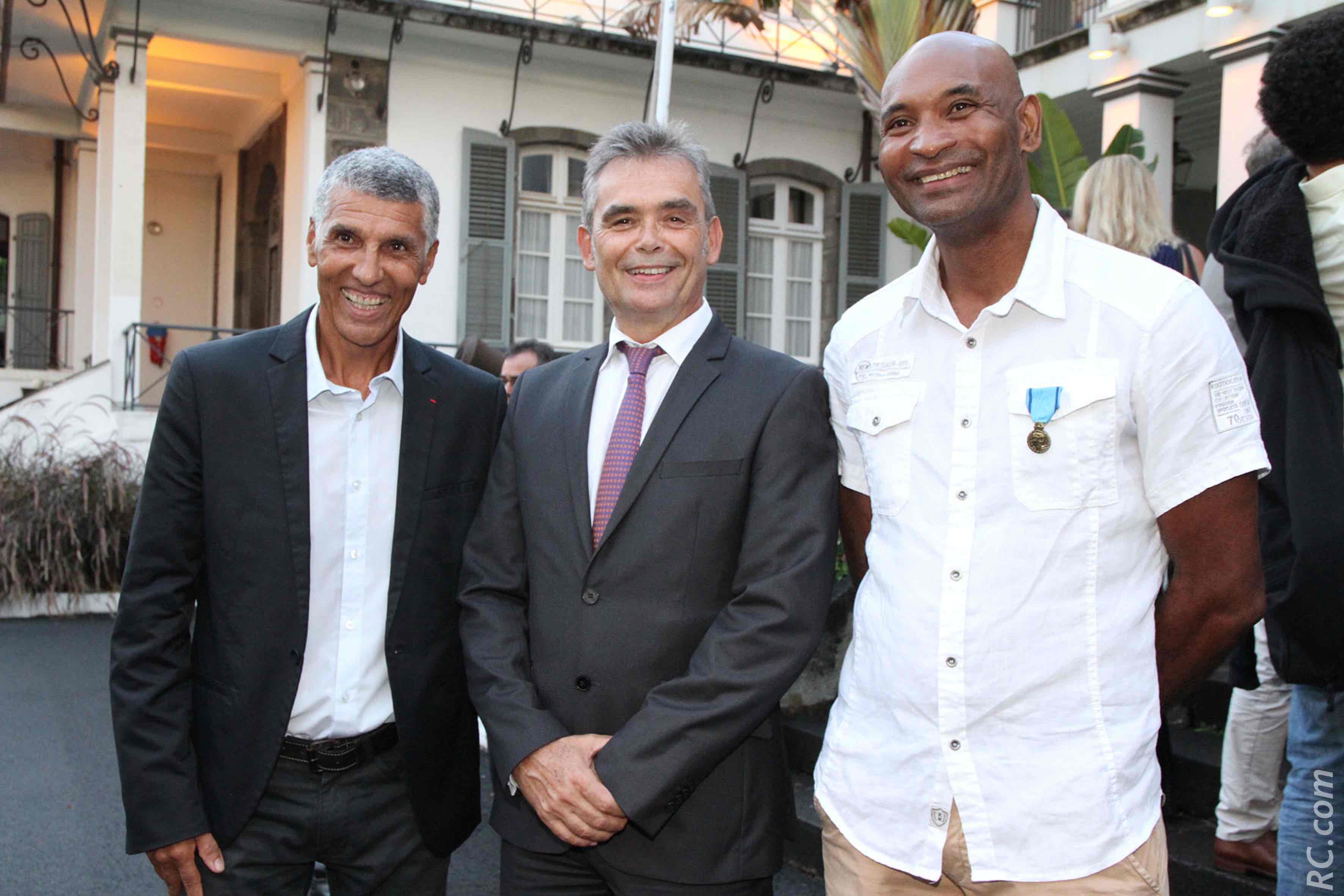 Jean-Louis Prianon, Gilles Traimond et Gilbert Simitanbe, médaillé de bronze