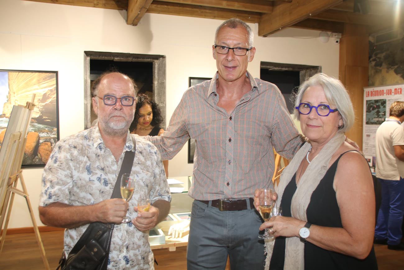 Expo: "La Réunion-Sur-Mer" à la Galerie Artefact