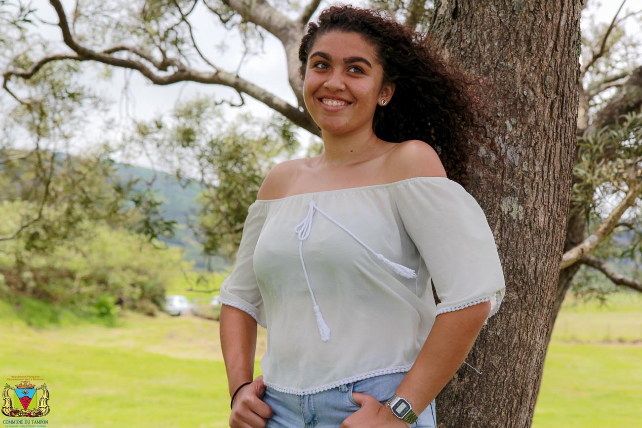 N°11: Ness Tétia - 1m68 - 16 ans N°11: Ness Tétia - 1m68 - 16 ans